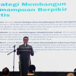 Wamenkomdigi nezar patria menyampaikan sambutan dalam workshop dan talk show saling jaga tunas bangsa di tangerang selatan banten selasa 20012026 antaraho kementerian komunikasi dan digital